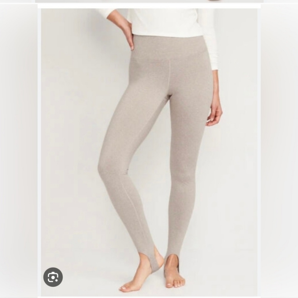 Old Navy High-Waisted CozeCore Heathered Performance Stirrup Leggings XS Petite